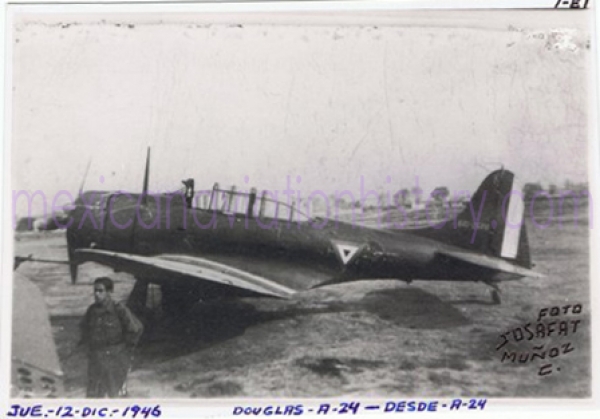 Douglas A-24, 12 de diciembre de 1946. Foto Josafat Muñoz C.